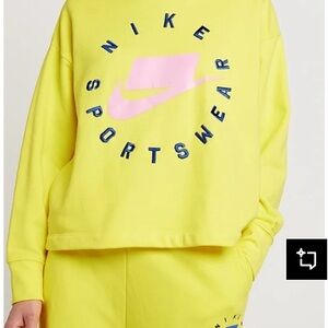 Nike Sports Yellow Sweatshirt